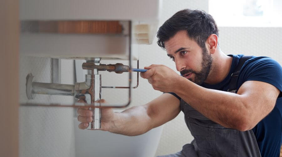 Expert burst pipe repair services in Erin, TN